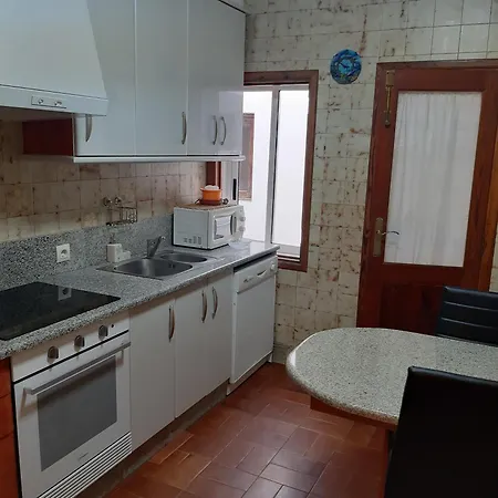 Appartement Gv Apartamento, 3 Dorm, 2 Banos, 100 Metros Playa